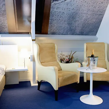 Trusten Hotel