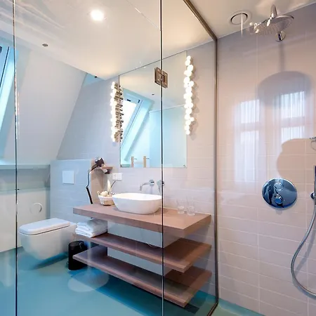 Trusten Hotel *