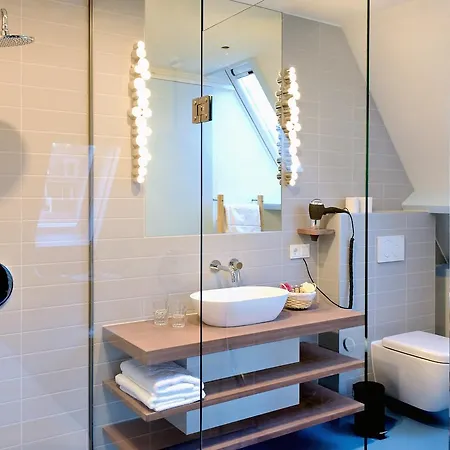 Hotel Trusten *