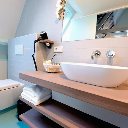 Trusten Hotel Willemstad (North Brabant)