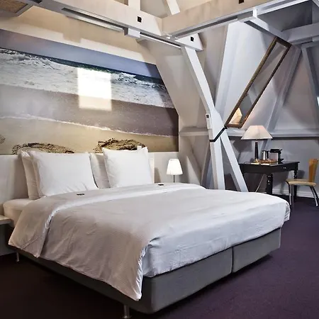 Trusten Hotel *