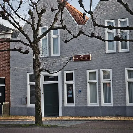 Trusten Willemstad (North Brabant)