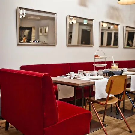 Trusten Hotel Willemstad (North Brabant)